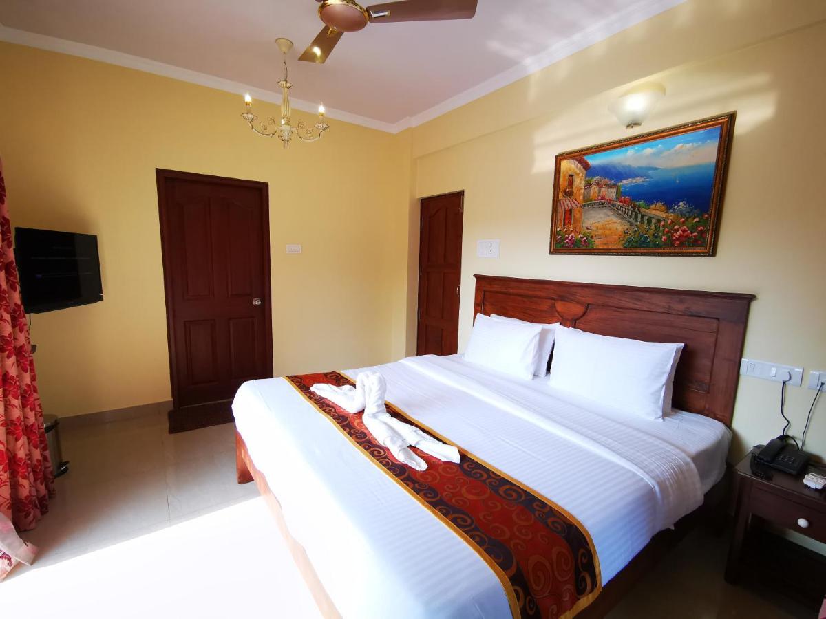 Resort Palmeiras Dourado Cansaulim Ngoại thất bức ảnh